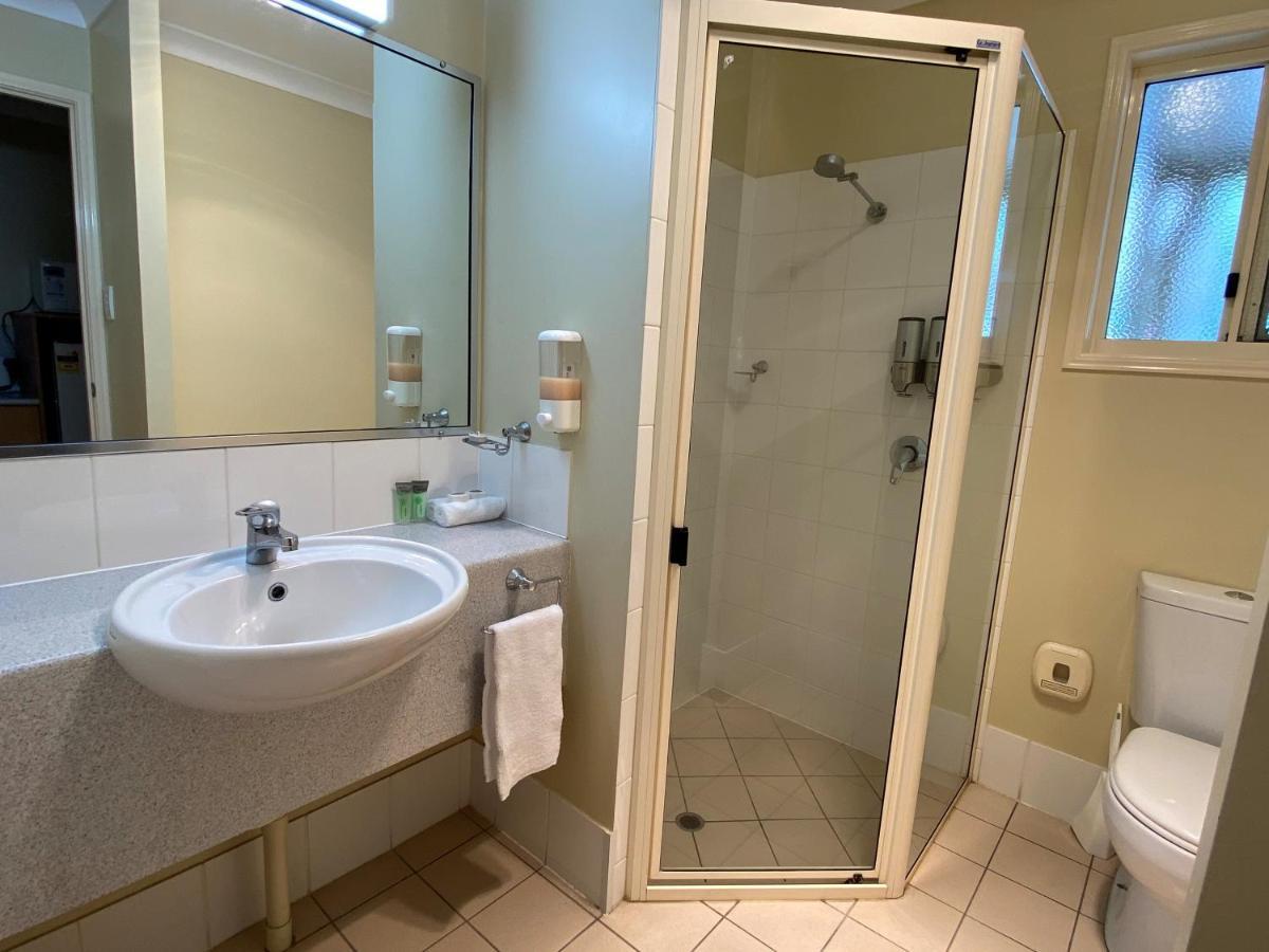 Country Roads Motor Inn Gayndah Екстериор снимка